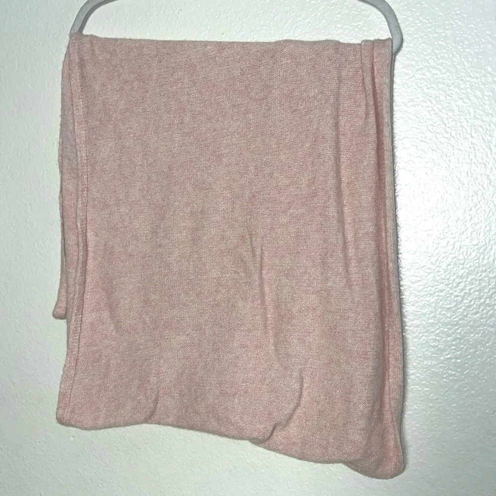 Cynthia Rowley Infinity Scarf Knit Pink - Picture 3 of 3